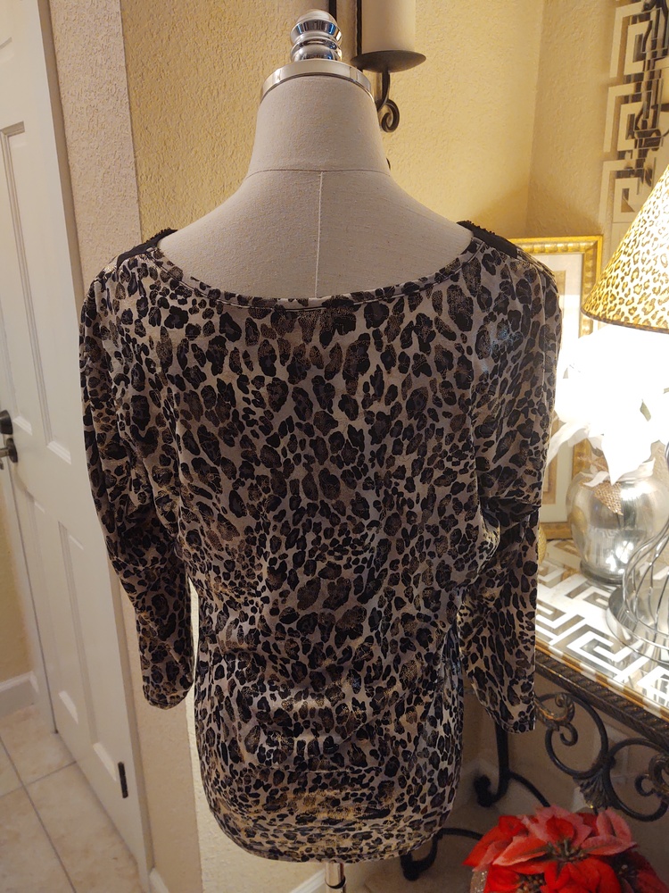 Leopard Print Top - Picture 2 of 2